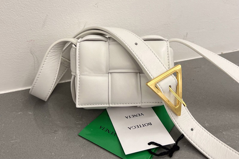 Bottega Veneta 716648 Candy Padded Cassette Bag in White padded intreccio leather