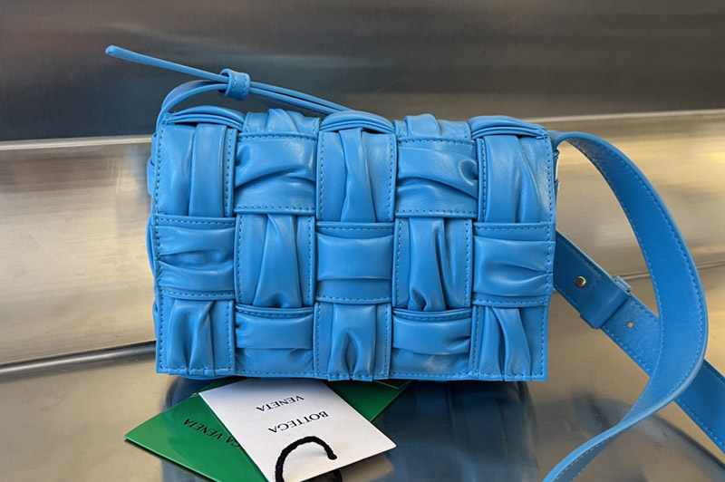 Bottega Veneta 736253 Small Cassette Bag in Blue foulard intreccio leather