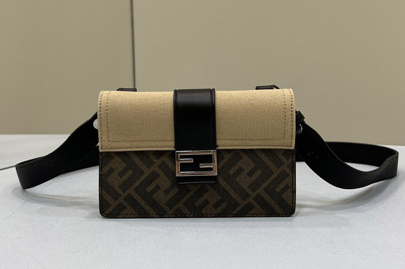 Fendi Baguette pouch bag in Brown fabric With Beige Canvas