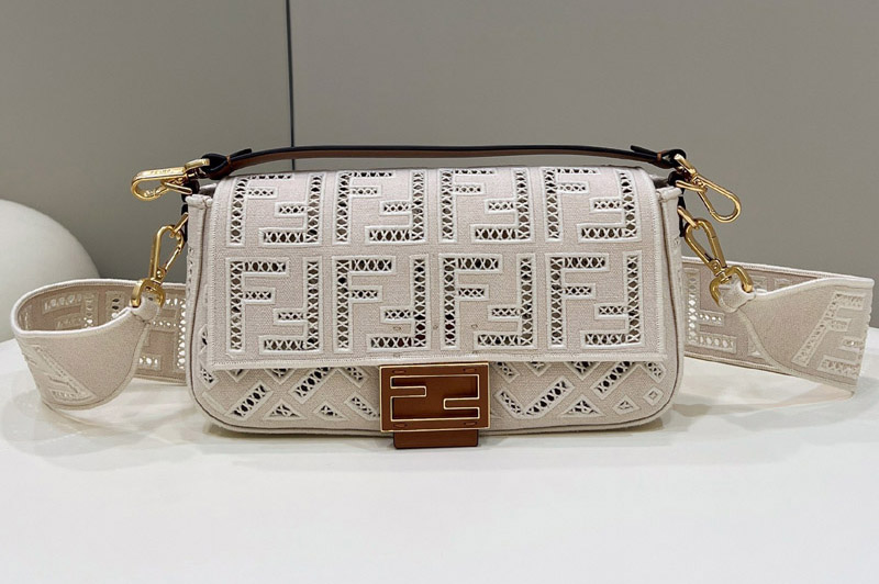 Fendi 8BR600 medium Baguette bag in White Leather