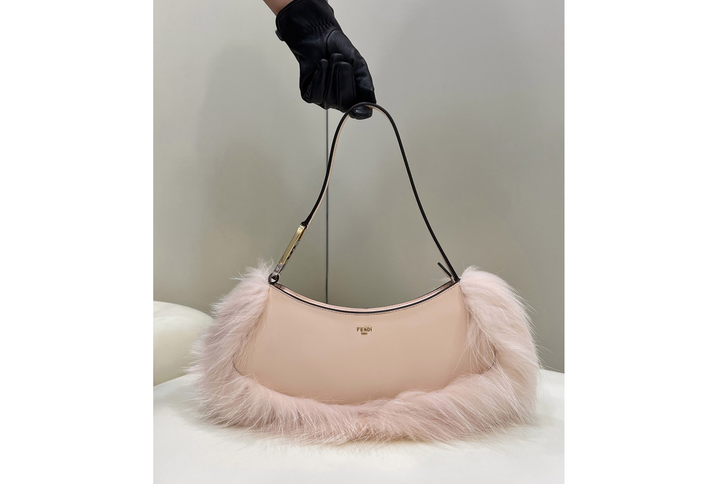 Fendi 8BS068 O'Lock Swing pouch bag in Pink leather and fox fur