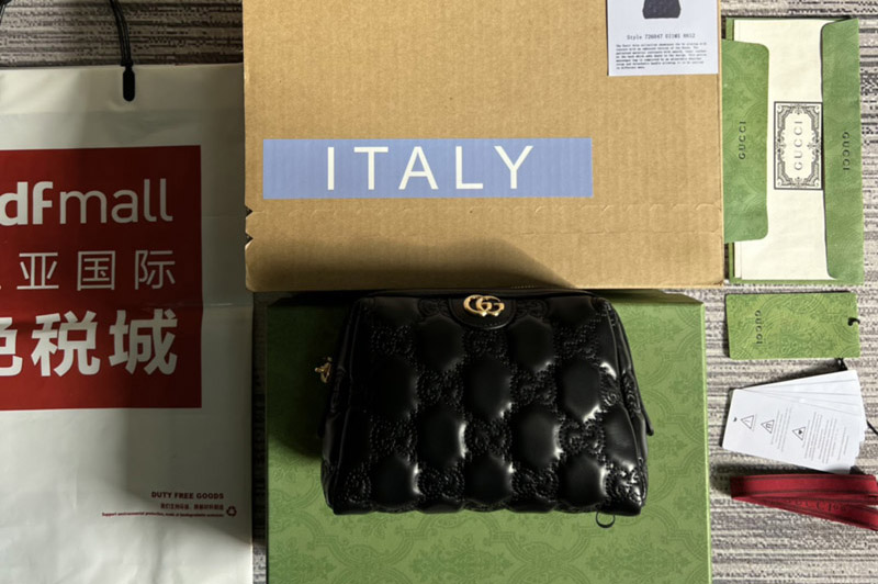Gucci ‎726047 GG Matelassé beauty case in Black GG Matelassé leather