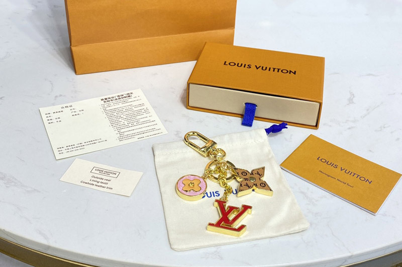 Louis Vuitton M00556 LV Spring Street bag charm and key holder