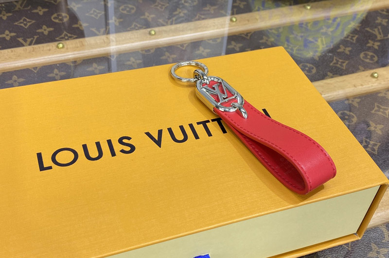 Louis Vuitton M00826 LV Link Dragonne Key holder in Red leather