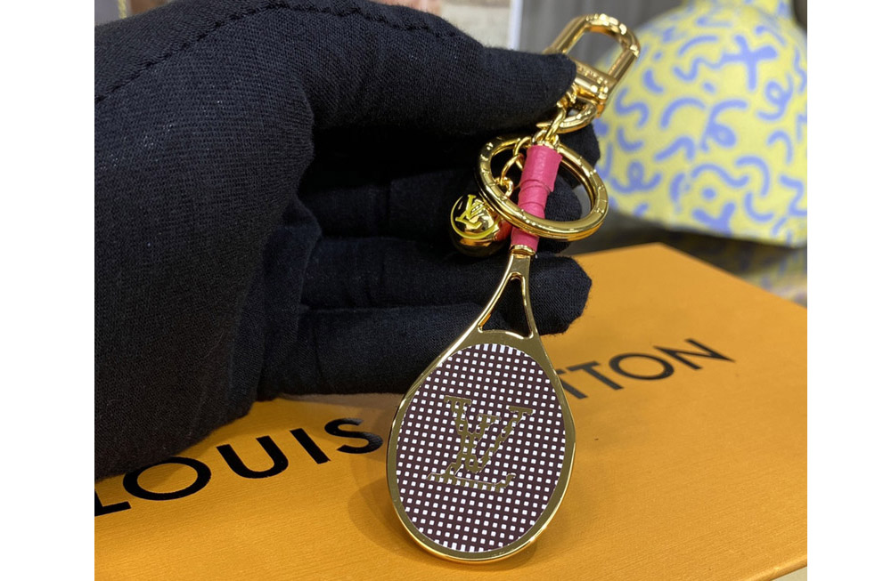 Louis Vuitton M00839 LV Serve keyring in Red Leather