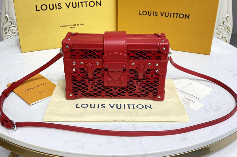Louis Vuitton M20354 LV Petite Malle handbag in Red Patent calfskin