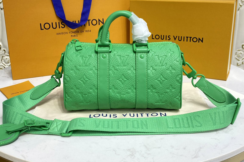 Louis Vuitton M20929 LV Keepall Bandouliere 25 bag in Green Taurillon Monogram leather