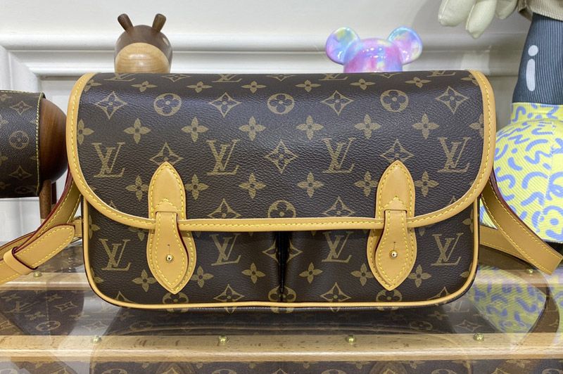 Louis Vuitton M42247 LV Gibeciere MM Shoulder Bag in Monogram Canvas