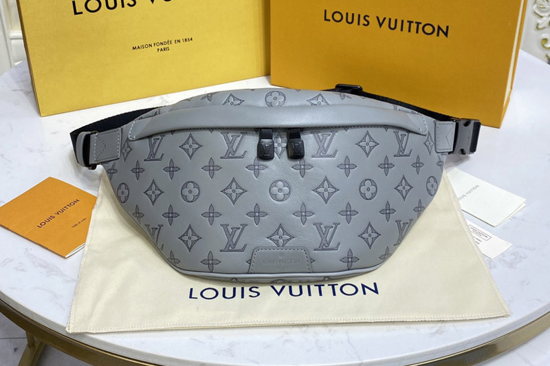 Louis Vuitton M46108 LV Discovery bumbag bag in Gray Monogram Shadow leather