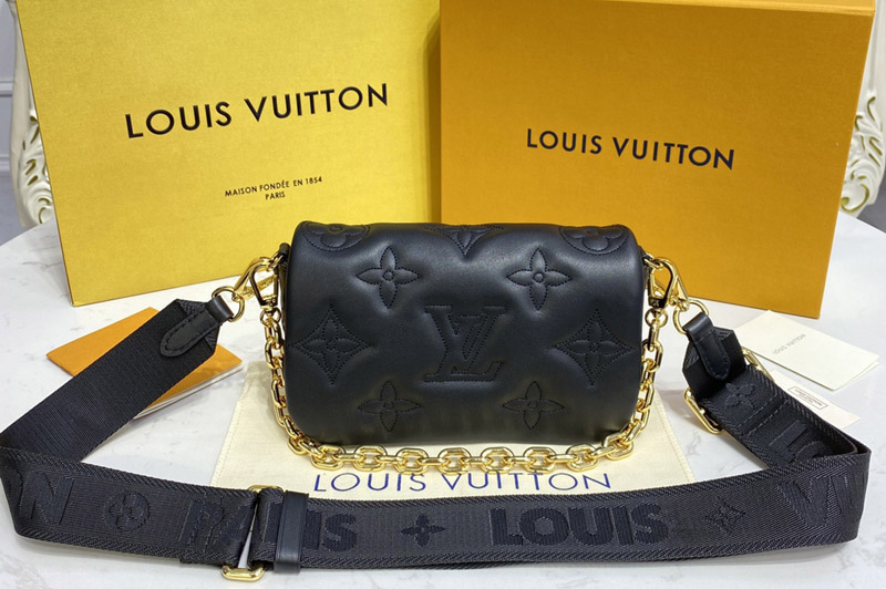 Louis Vuitton M81398 LV Wallet on Strap Bag in Black quilted calf leather