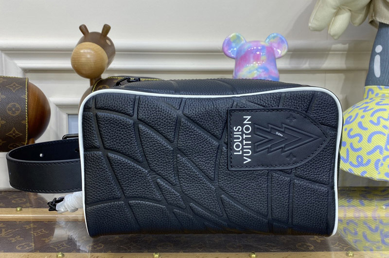 Louis Vuitton M81849 LV Dopp Kit toiletry bag in Black Taurillon calf leather