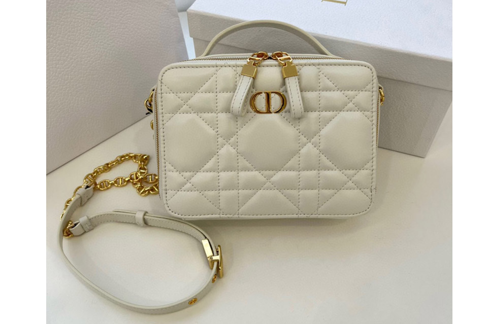 Dior S5140 Dior Caro box bag with chain in Latte Quilted Macrocannage Calfskin