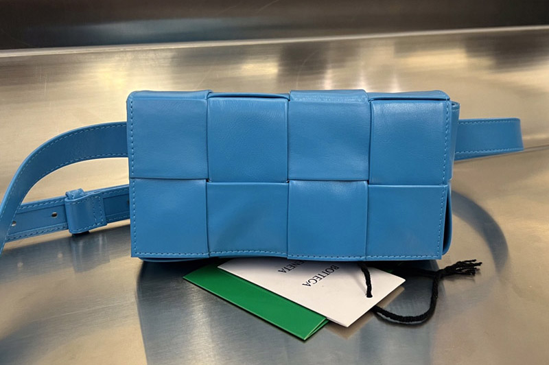 Bottega Veneta 651053 Cassette Belt Mini Bag in Blue intreccio leather