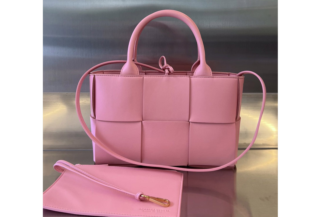 Bottega Veneta 709337 Mini Arco Tote Bag in Pink intreccio leather