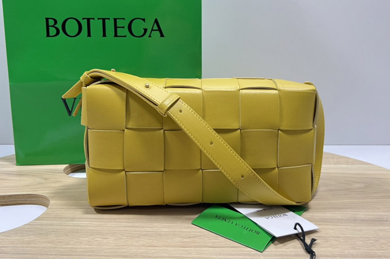 Bottega Veneta 715655 Brick Cassette Bag in Yellow Intreccio grained leather