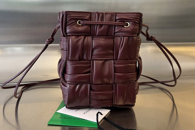 Bottega Veneta 717187 Small Cassette Bucket Bag in Fondant Foulard intreccio leather