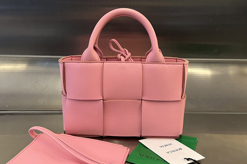 Bottega Veneta 729029 Candy Arco Tote Bag in Pink intreccio leather