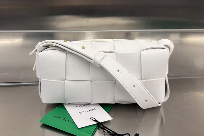 Bottega Veneta 729166 Small Brick Cassette Bag in White intreccio leather
