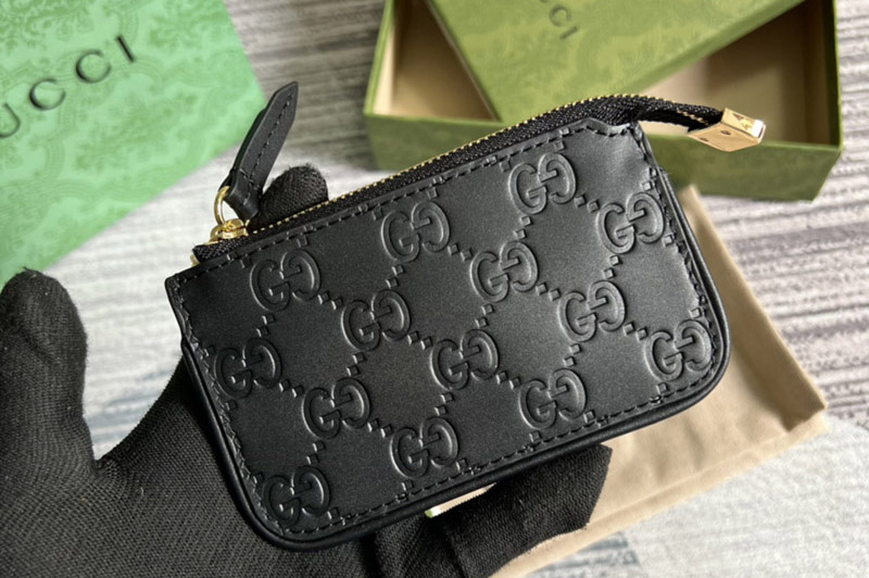 Gucci 447964 GG Supreme key pouch in Black Gucci Signature leather