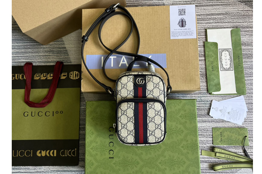 Gucci 672952 Mini bag with Interlocking G in Beige and ebony GG Supreme canvas