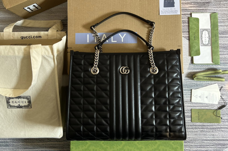 Gucci 675796 GG Marmont medium tote bag in Black matelassé leather