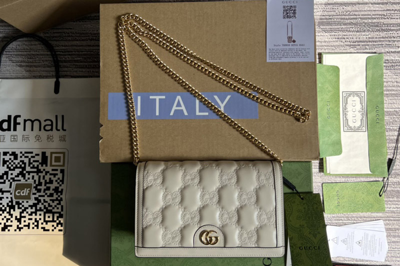 Gucci 723787 GG Matelassé chain wallet in White GG Matelassé leather