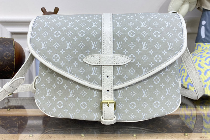 Louis Vuitton M40666 LV Saumur Bag in Beige Monogram Denim