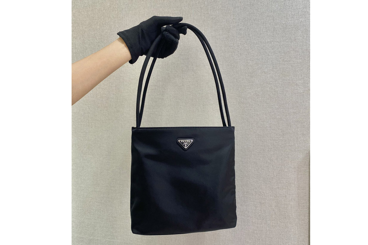 Prada B6243 Medium Tote Nylon Bag in Black Nylon