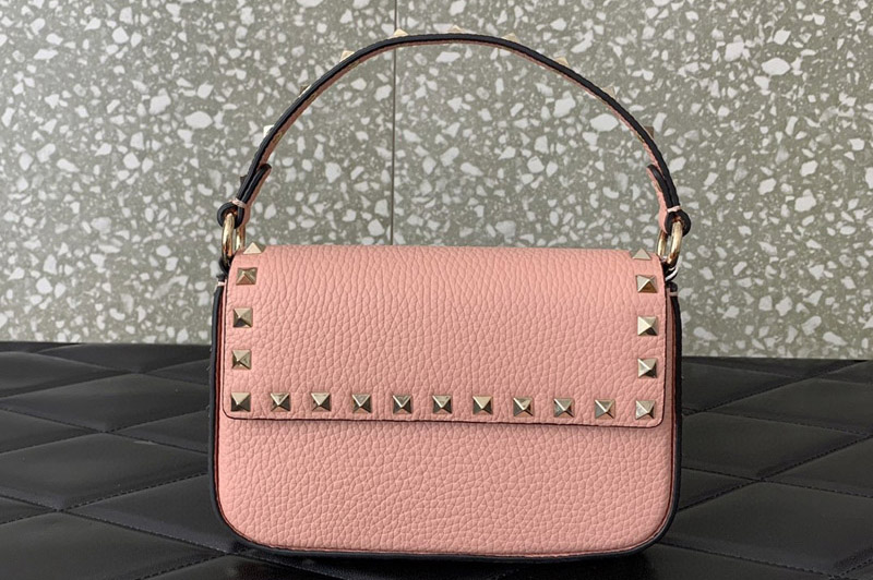 Valentino Small Garavani Rockstud crossbody bag in Pink grainy calfskin leather