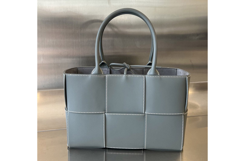 Bottega Veneta 652867 Small Arco Tote Bag in Gray Leather