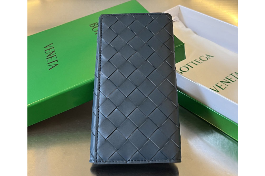 Bottega Veneta 676593 Long Intrecciato Wallet in Dark Blue Leather