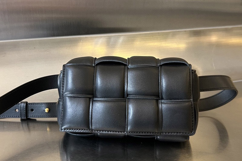 Bottega Veneta 710075 Padded Casette Belt Bag in Black Leather