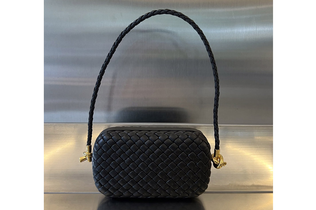 Bottega Veneta 717623 Knot On Strap Bag in Black Leather