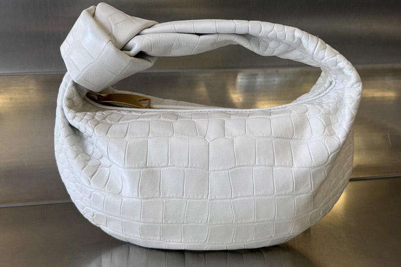 Bottega Veneta 717709 Mini Jodie top handle bag in White Leather