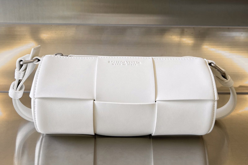 Bottega Veneta 741561 Small Canette Bag in White Leather