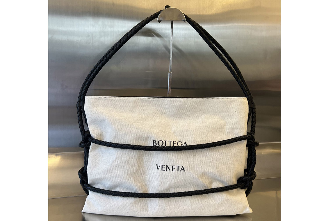 Bottega Veneta 743625 Quadronno Canvas shoulder bag in Natural/Black Canvas