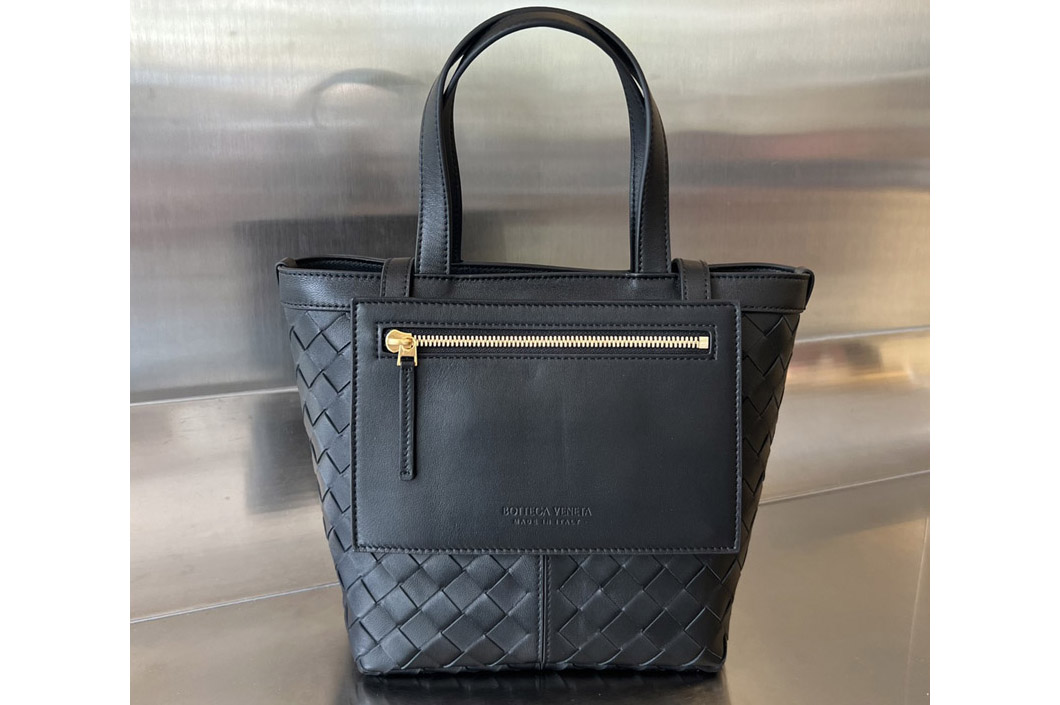 Bottega Veneta 754916 Small Flip Flap Bag in Black Leather