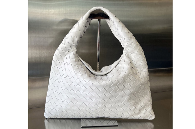 Bottega Veneta 763966 Small Hop Shoulder Bag in White Leather