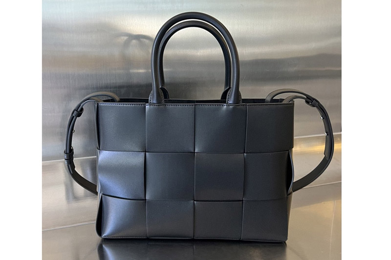Bottega Veneta 766954 Small Arco Tote Bag With Strap in Black Leather