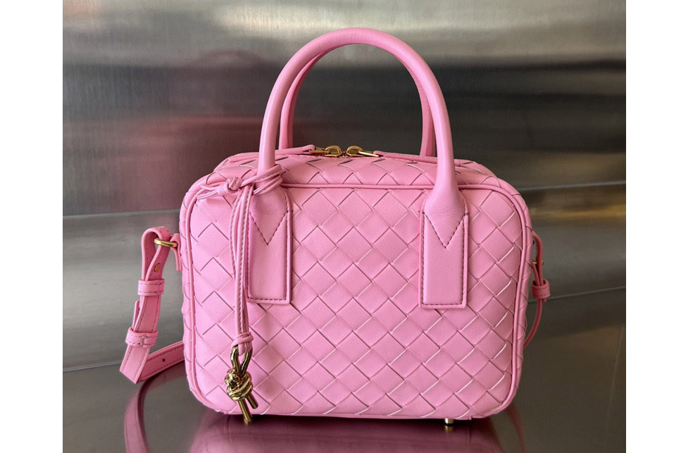 Bottega Veneta 776736 Small Getaway top handle bag in Pink Intrecciato Leather