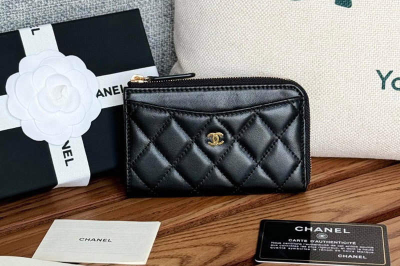 CC AP3179 Classic Zipped Card Holder in Black Leather