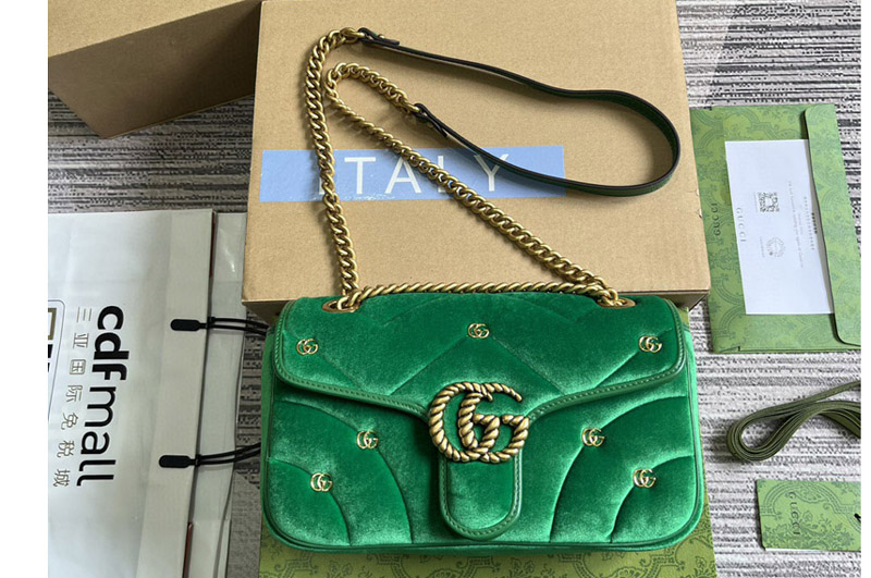 Gucci 443497 GG Marmont Small shoulder bag in Green quilted chevron velvet