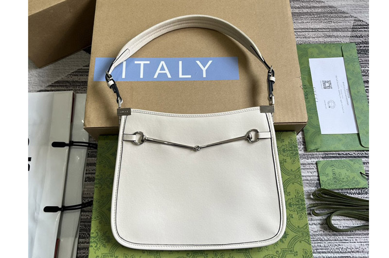 Gucci 764191 gucci horsebit slim small shoulder bag in White Leather