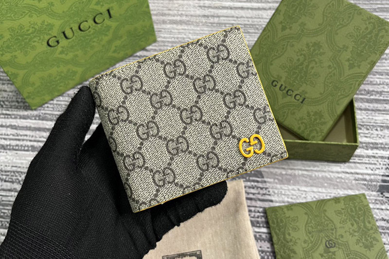 Gucci 768244 bifold wallet with GG detail in Beige and ebony GG Supreme canvas With Yellow