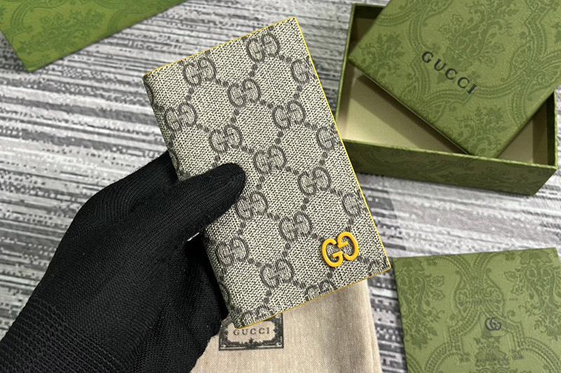 Gucci 768249 Long card case with GG detail in Beige and ebony GG Supreme canvas With Yellow