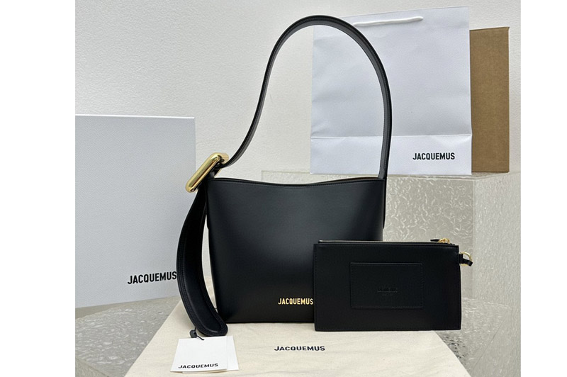 Jacquemus Small Bucket bag in Black Leather