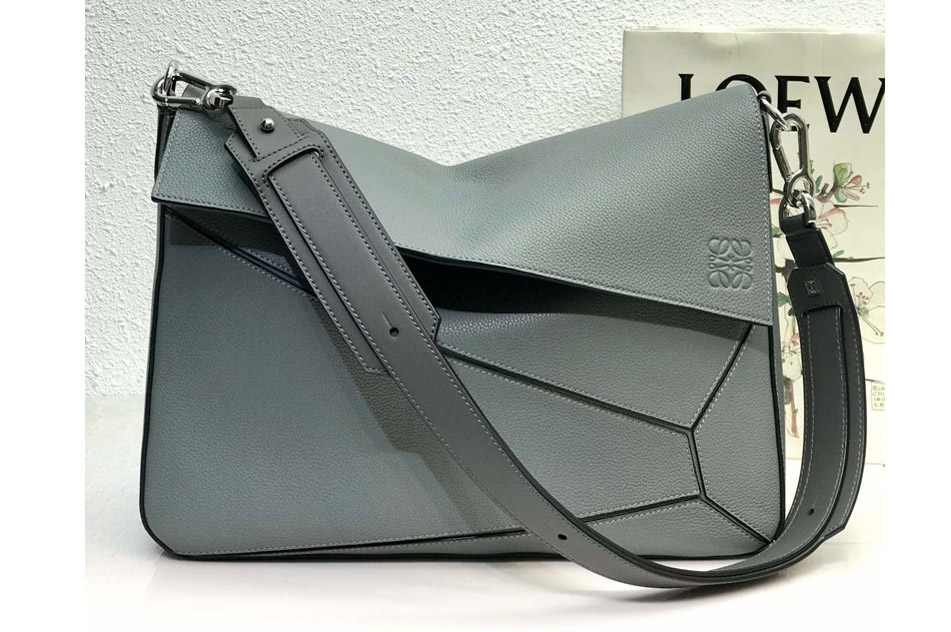 Loewe Puzzle messenger bag in Grey Leather