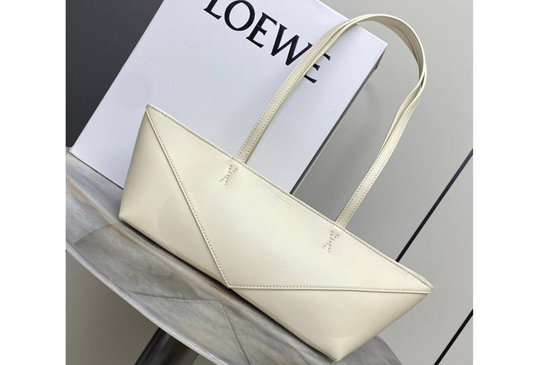 Loewe Cropped Puzzle Fold bag in White shiny calfskin