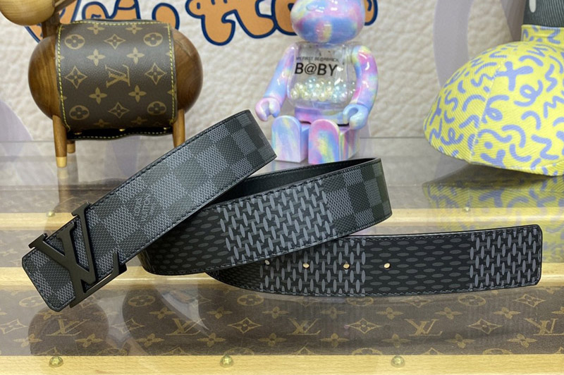 Louis Vuitton M0340U LV Initiales 40mm Reversible Belt With Black Buckle