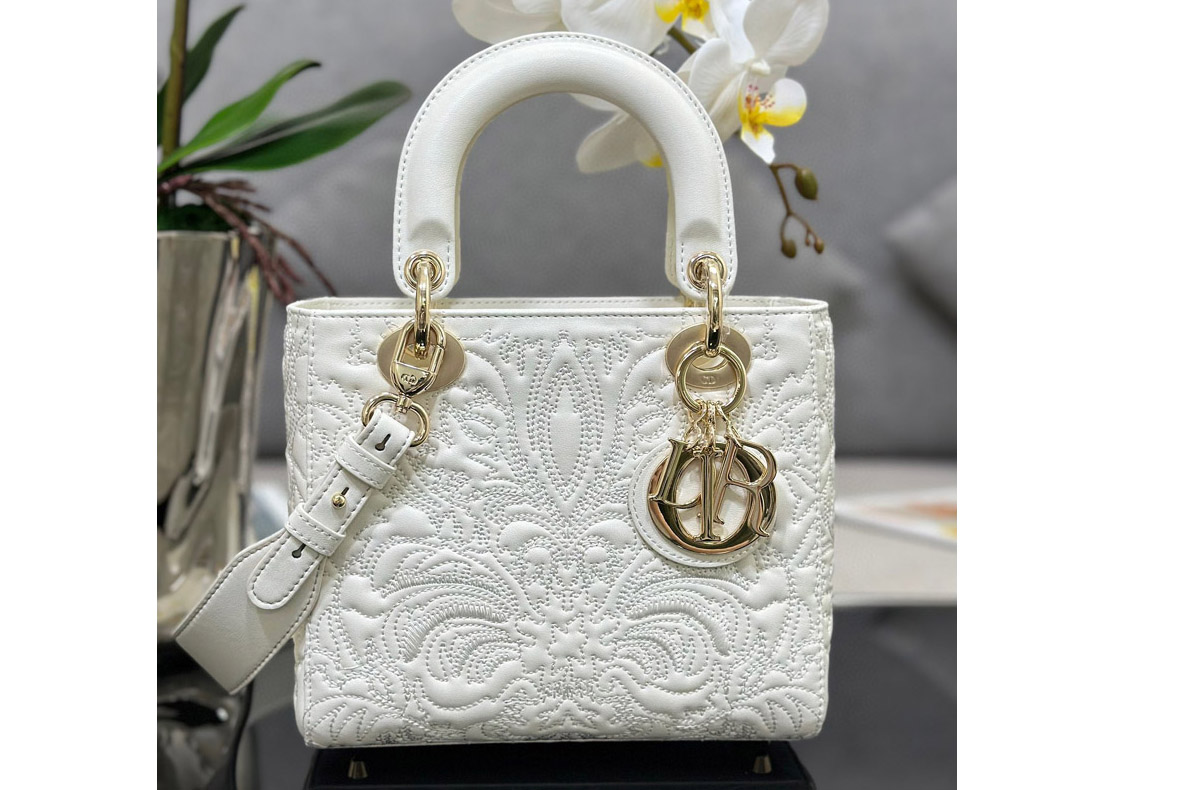 Dior M0538 Small Lady Dior My ABCDior bag in White Quilted-Effect Lambskin with Ornamental Motif